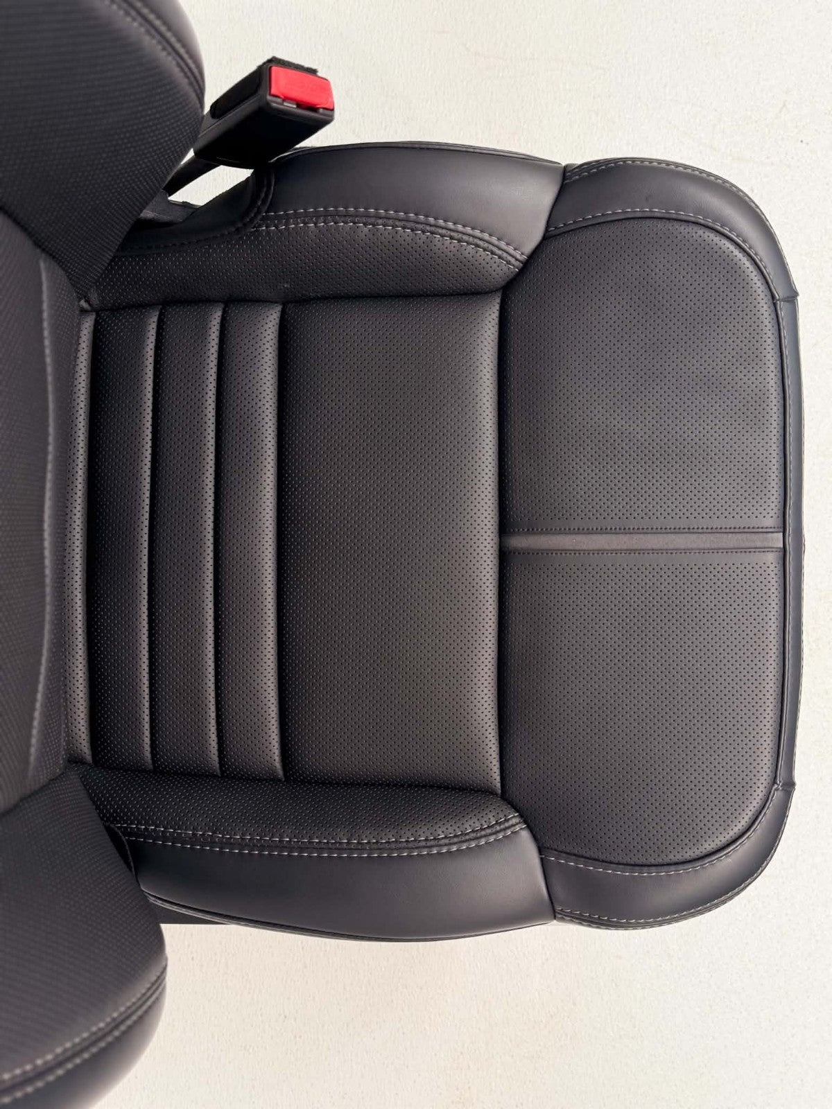 2021 - 2026 F-150 Super Duty Platinum Seats Set, Black Leather Gray Massaging
