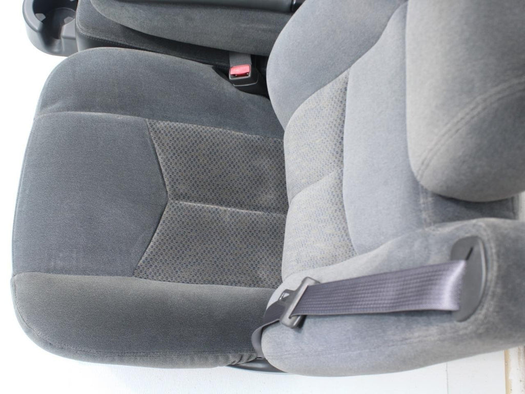 1999-2006 Sierra Silverado Front Seats, Dark Gray Cloth Split Bench w Jump Seat