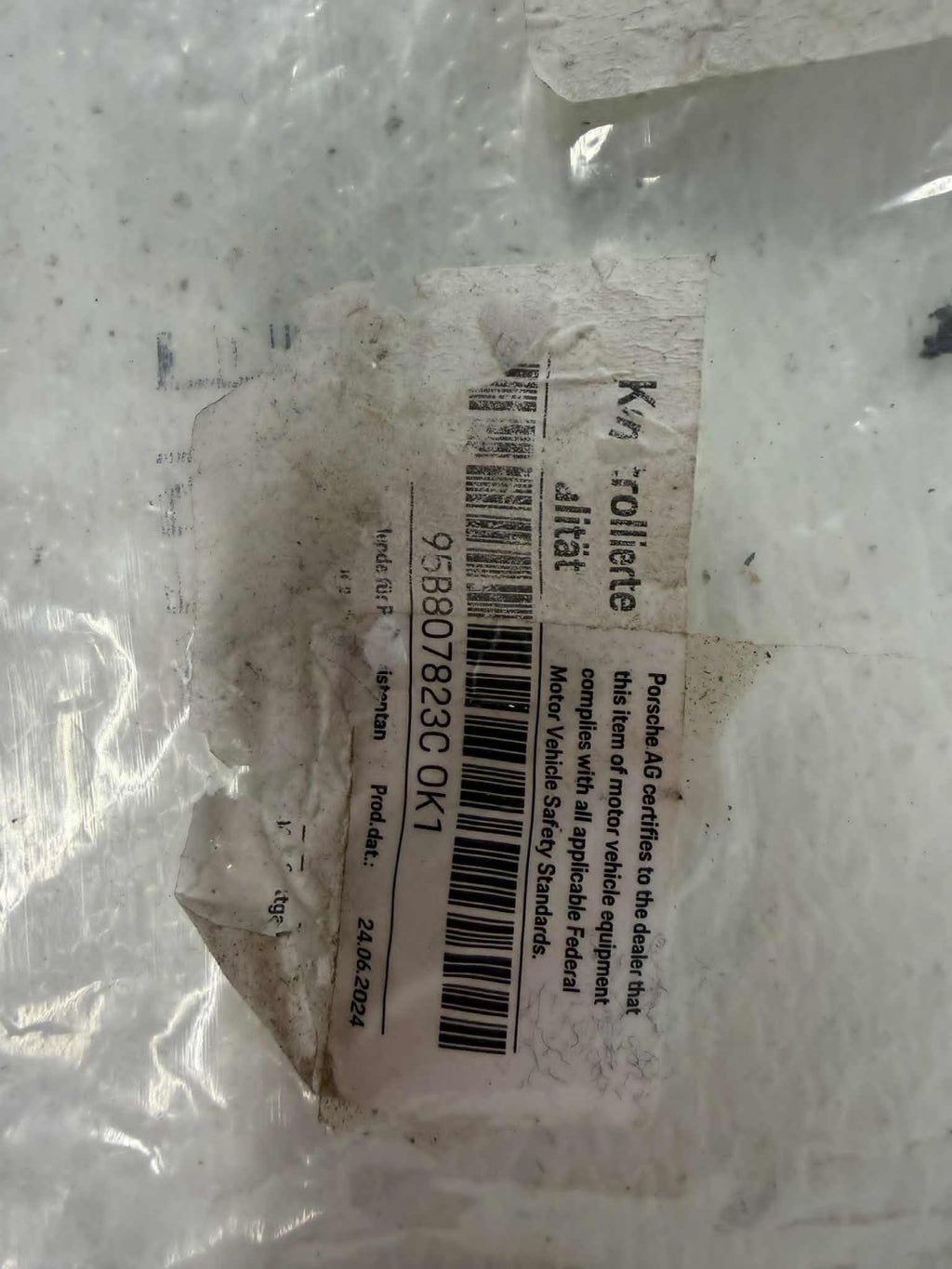 2022-2026 Porsche Macan Front Left Outer Bumper Corner Spacer 95B807823C
