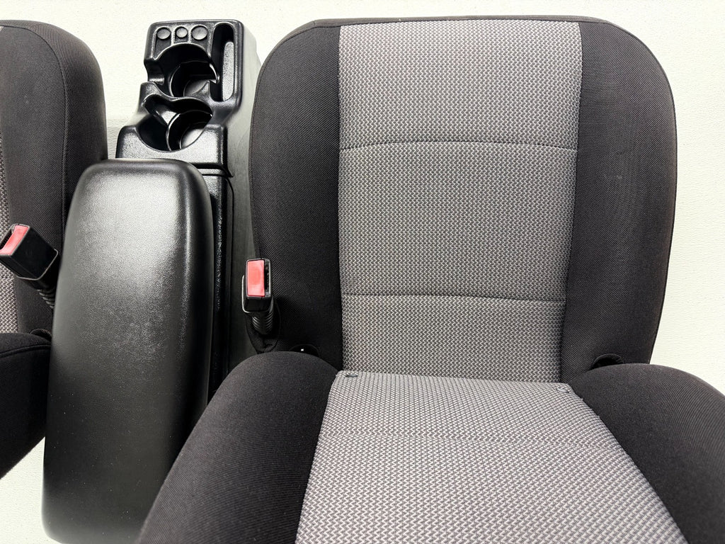 1998 - 2009 Ford Ranger Front Seats & Console, Black Gray Cloth , Extended Cab