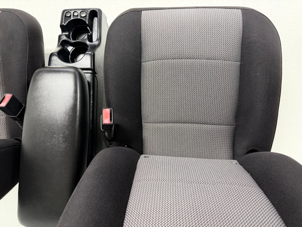 1998 - 2009 Ford Ranger Front Seats & Console, Black Gray Cloth , Extended Cab