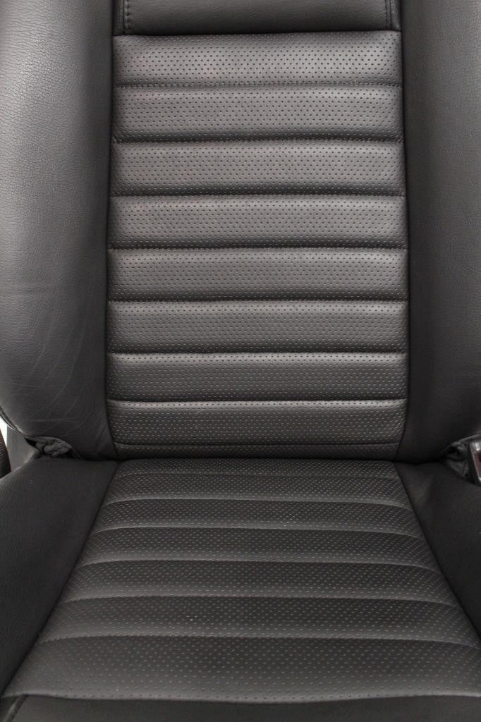 Ford Mustang Seats Front GT Black Leather Powered Seat Set 2005 2006 2007 2008