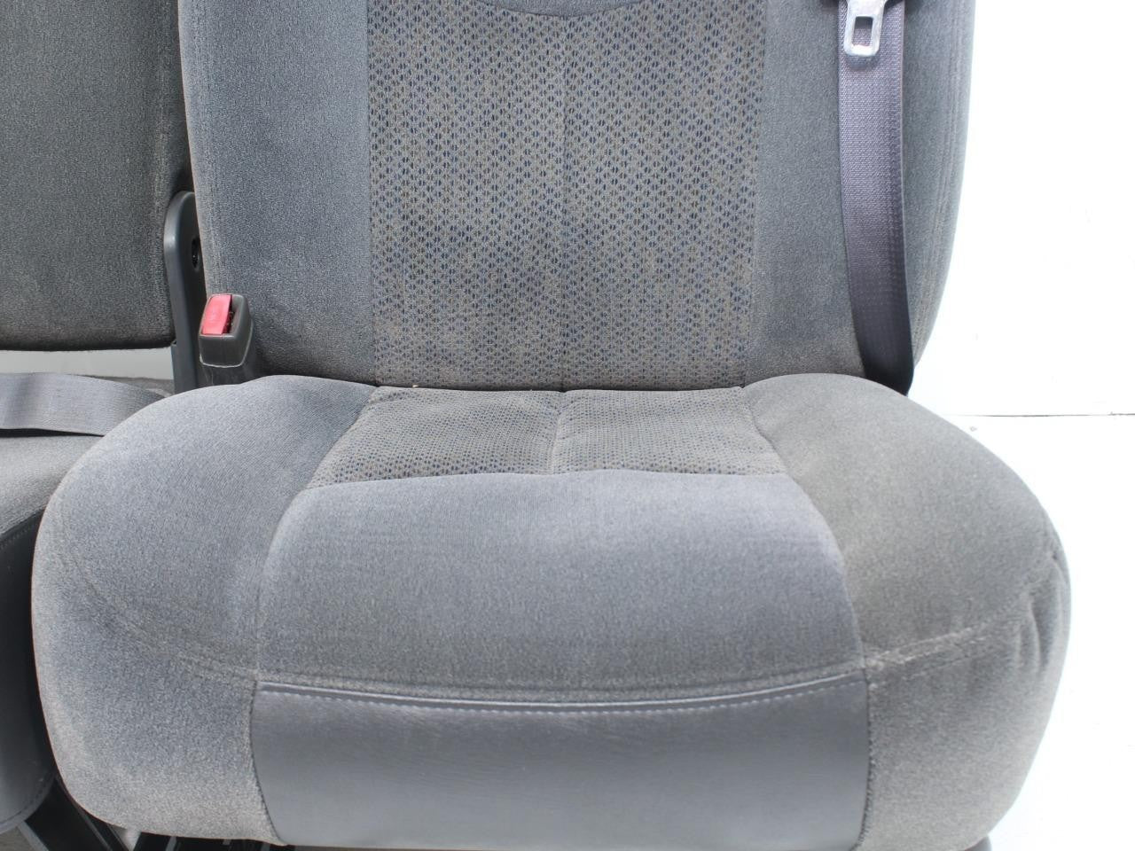1999-2006 Sierra Silverado Front Seats, Dark Gray Cloth Split Bench w Jump Seat