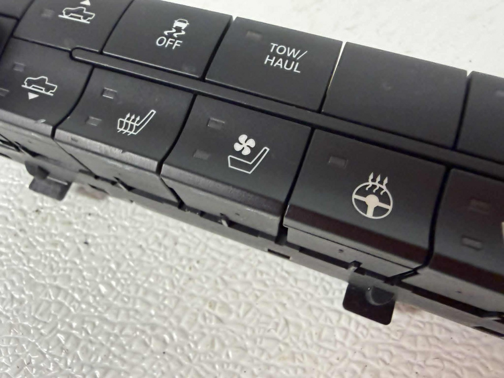 2014 - 2018 Ram Instrument Panel Controls, Laramie Longhorn Limited w/ Trailer