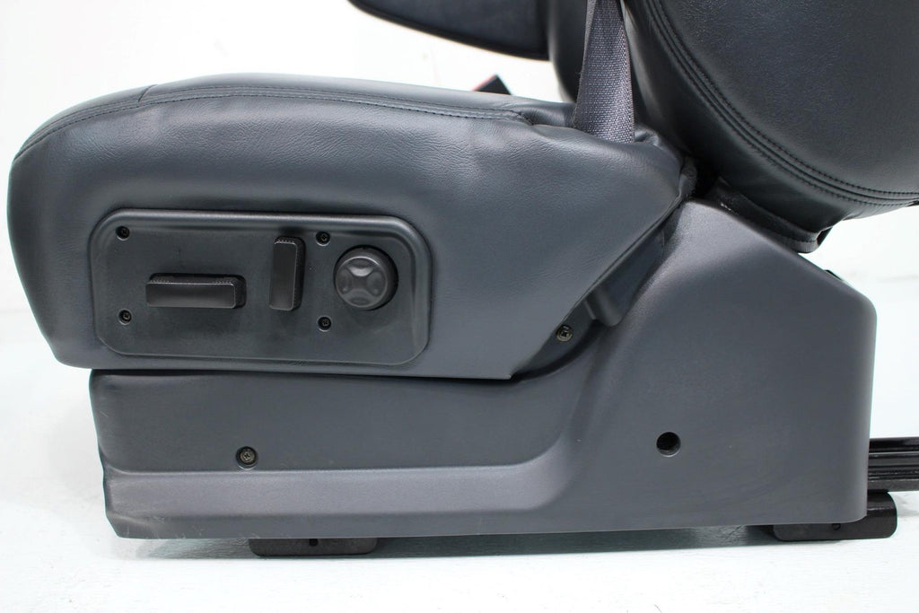 99 - 2006 Silverado Sierra Tahoe Yukon Heated Power Leather Seats Graphite Gray