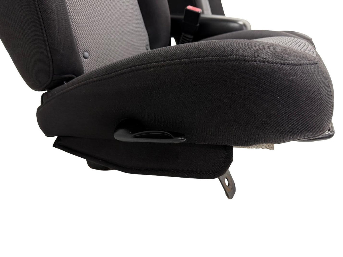 1998 - 2009 Ford Ranger Front Seats & Console, Black Gray Cloth , Extended Cab