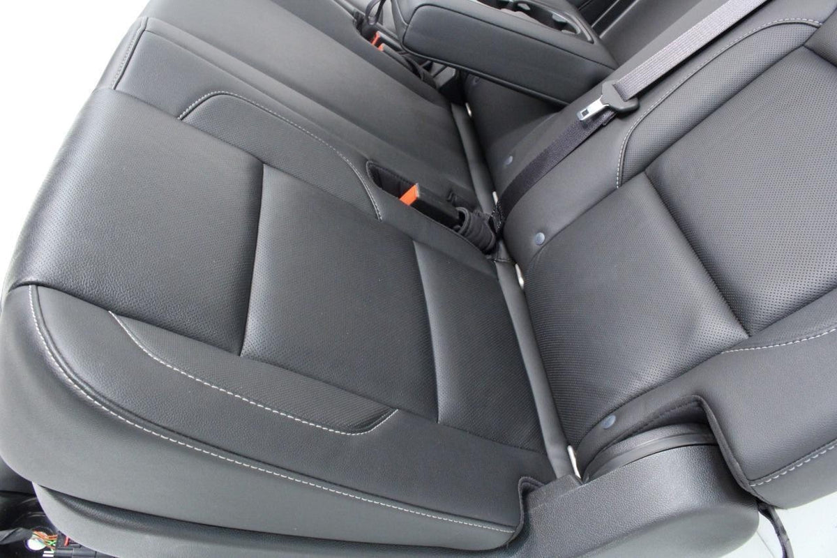 2015-2020 Yukon XL Suburban 2nd Row Bench Seat LTZ Black Leather Heat Perf Power