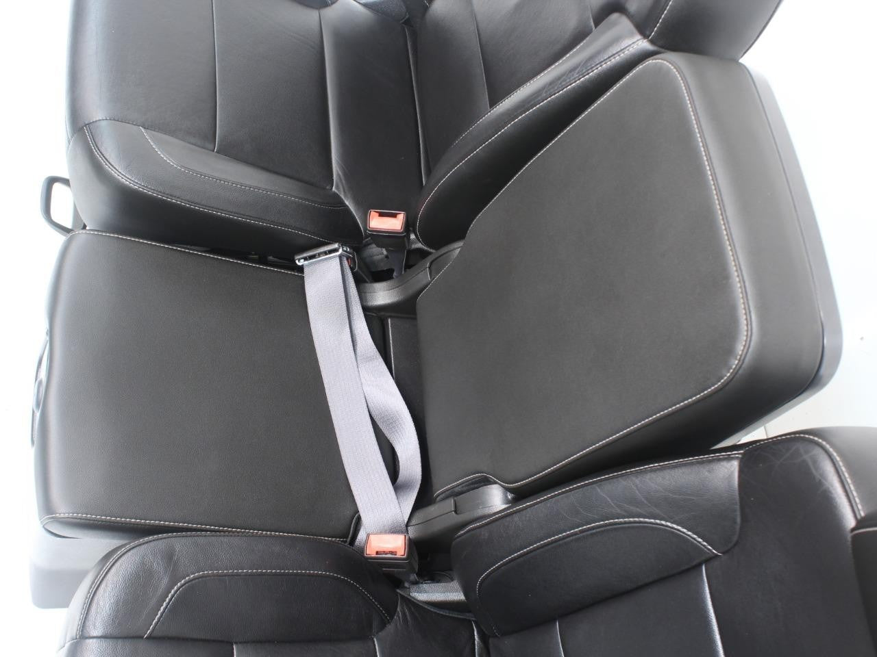 2014 - 2019 GM Sierra Silverado LT Front Seats, Power Black Leather, w/ Jumpseat