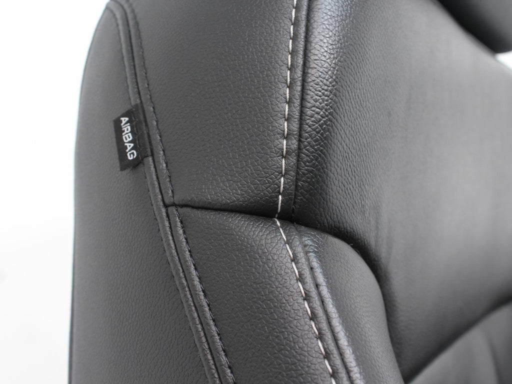 2014 - 2019 GM Sierra Silverado LT Front Seats, Power Black Leather, w/ Jumpseat