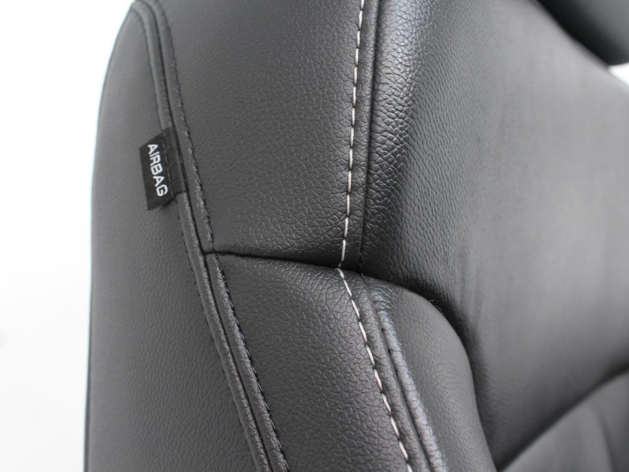 2014 - 2019 GM Sierra Silverado LT Front Seats, Power Black Leather, w/ Jumpseat