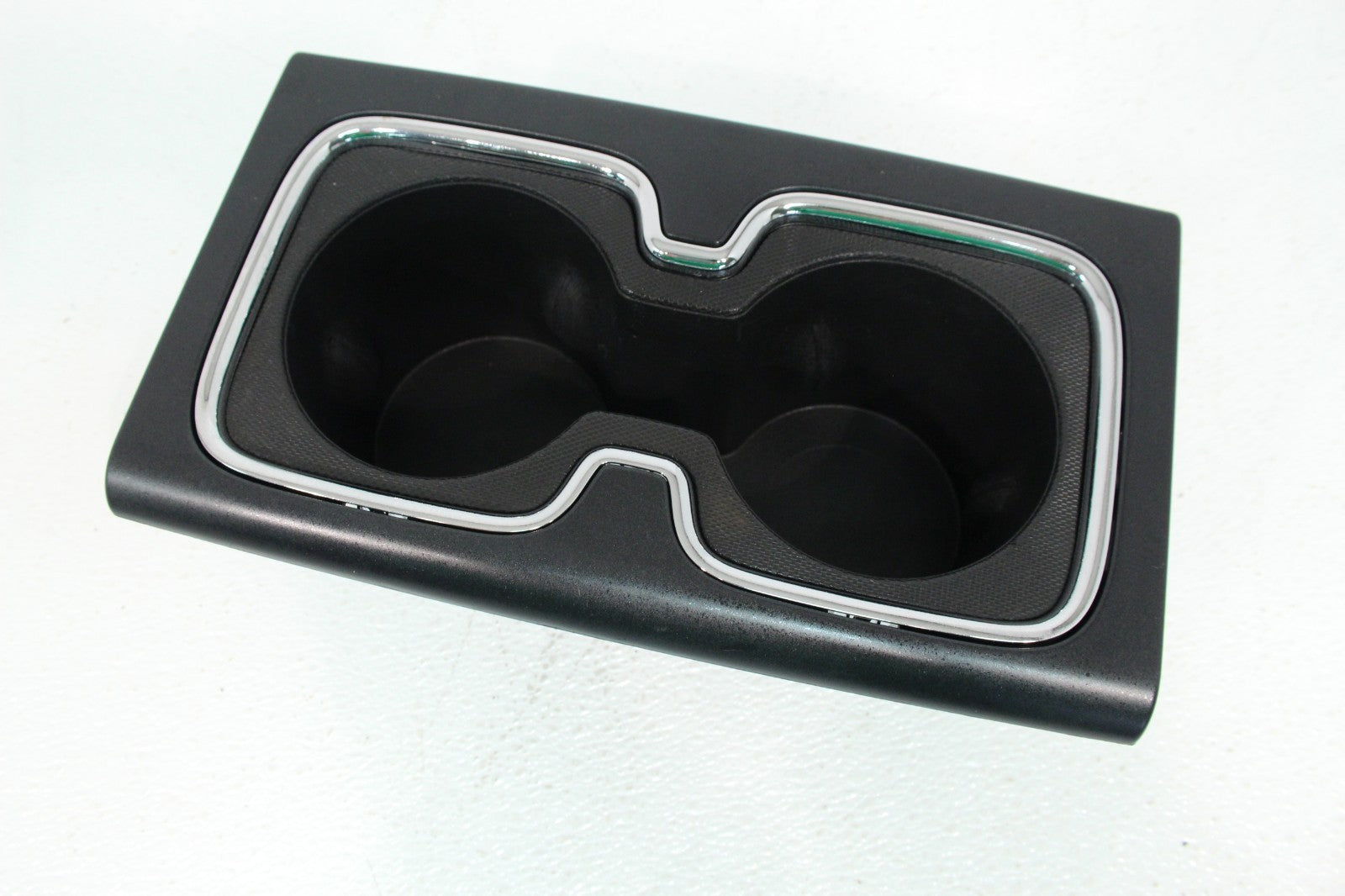 2014 - 2019 Silverado Sierra Flow-Thru Center Console Cup Holder Insert 20988597