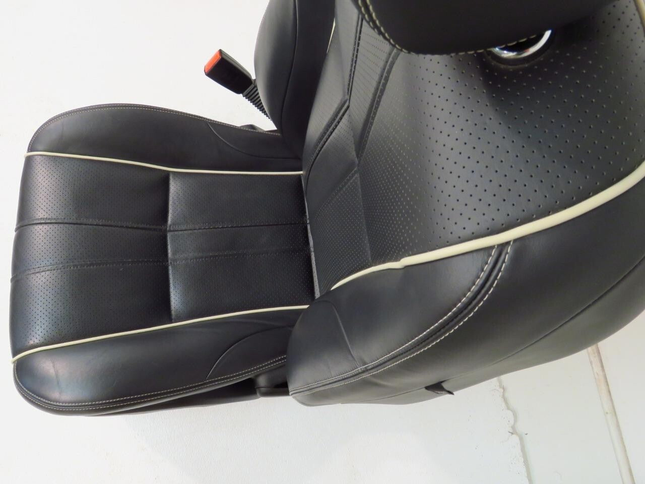 2010 - 2015 Jaguar XJ-L (X351) Black Leather Heated & Powered Front Seats