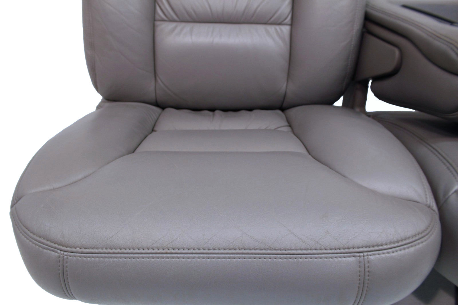 1995-2000 Tahoe Sierra Silverado Seats 60-40 Bench Gray Leather Power w/ Folding