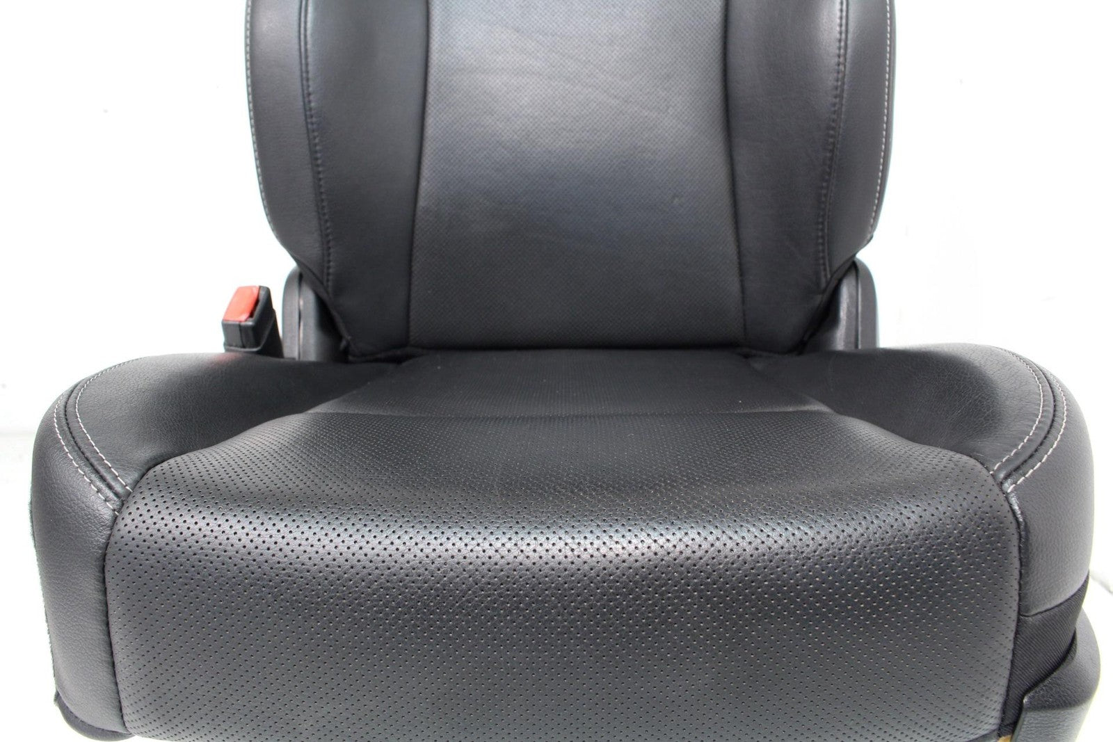 2009 - 2018 Dodge Ram Laramie Black Leather Heated & Cooled Front Seats