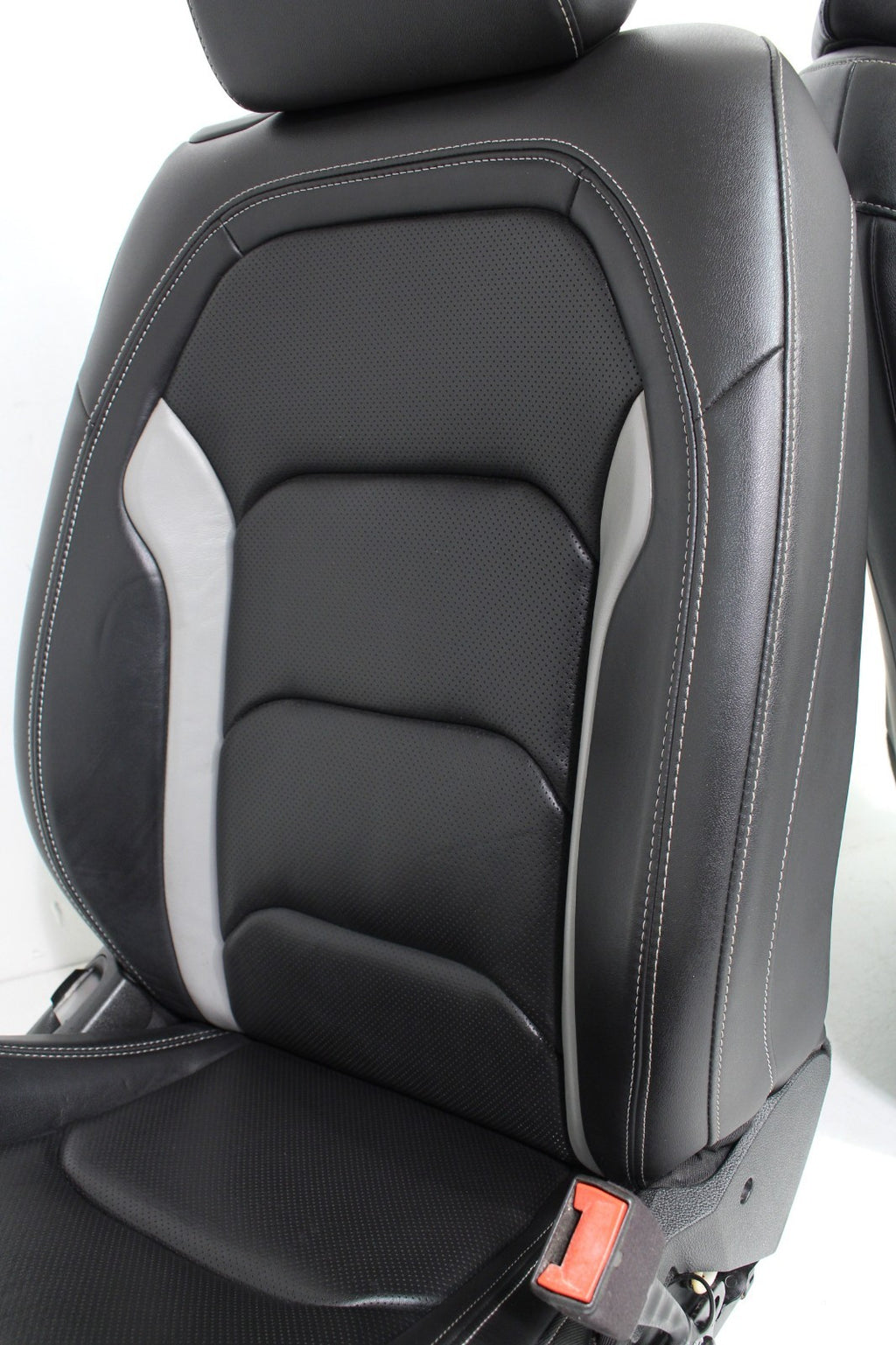 2016 - 2024 Camaro Front Seats, 2LT Black Leather Heated Ventilated Powered