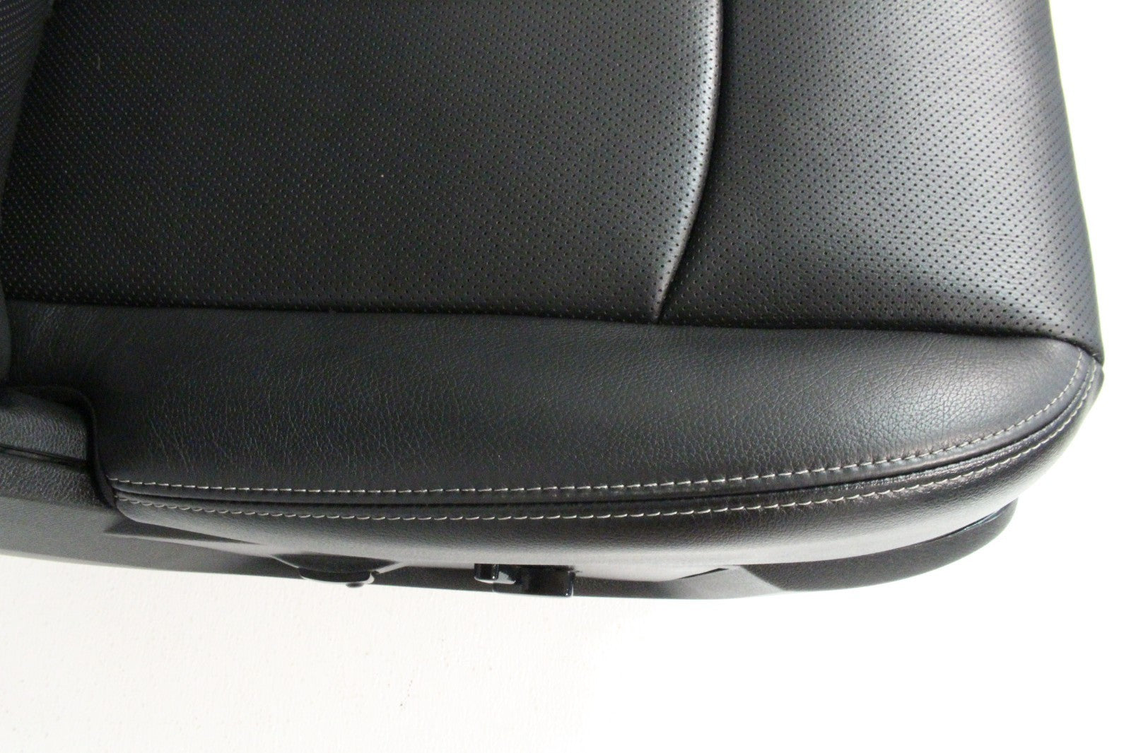2002 - 2018 Ram Front Seats, Laramie Black Leather Heated Cooled w/ Memory