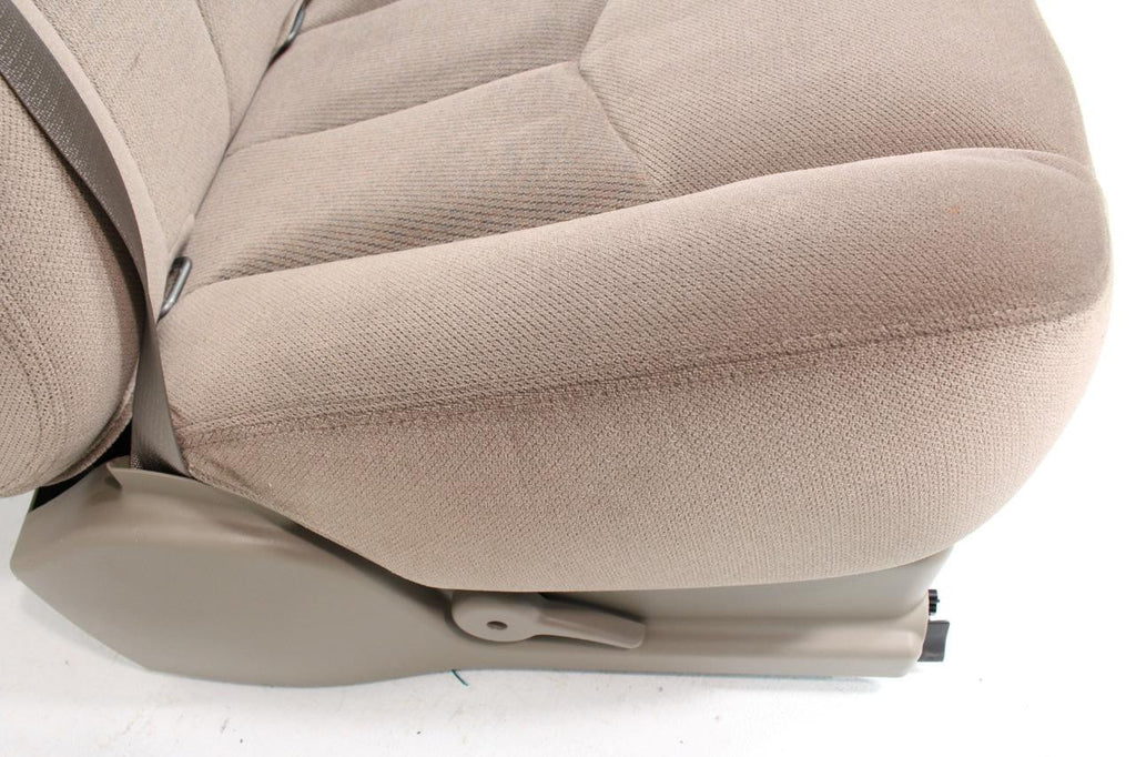 1999 - 2006 Chevrolet & GMC Tan Cloth Heated Front Seats with Jump Seat Console